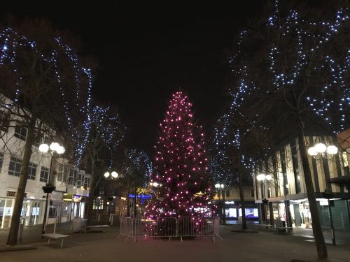 beeston christmas light switch on